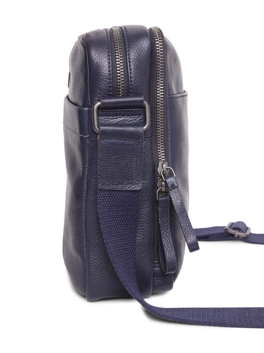 TL CROSSBODY WITH CONTRAST STITCH LINE